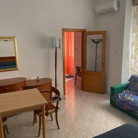 Confortevole Pied-a-terre Apartment